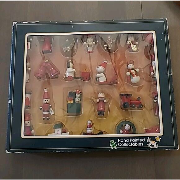 Vintage Joy Brite 24 Piece Mini Wood Christmas Ornaments Hand Painted - Picture 1 of 15